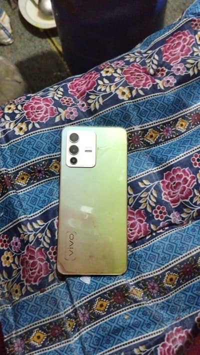 vivo v23 . . prise final. . .