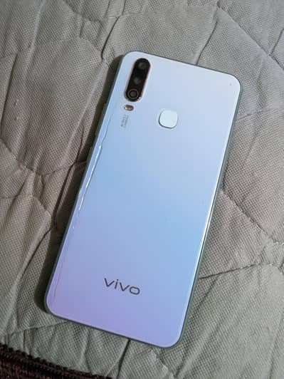 vivo y17