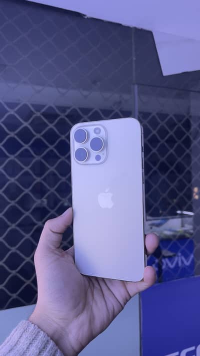 Iphone 14 Pro max 128GB Golden Non-PTA JV Waterpack