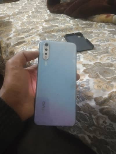 vivo s1 kit 8 256 gb all okay just panel change