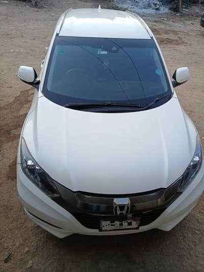Honda Vezel Z package 2016 Model 2017 Registration