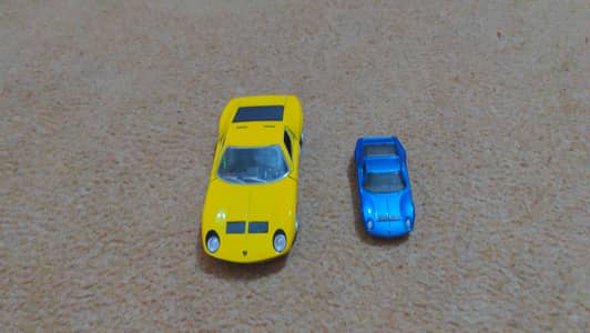 original car Hot wheel and kinsmart Lamborghini mlura 1971