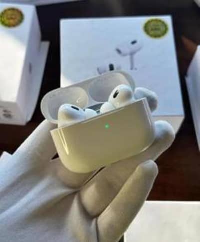 New AirPods Pro 2 White Earbuds For all mobiles (Clearence Sale)