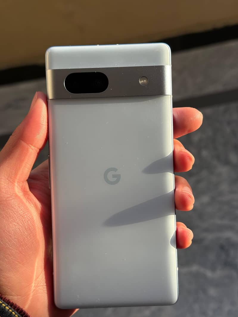 Google Pixel 7a 1