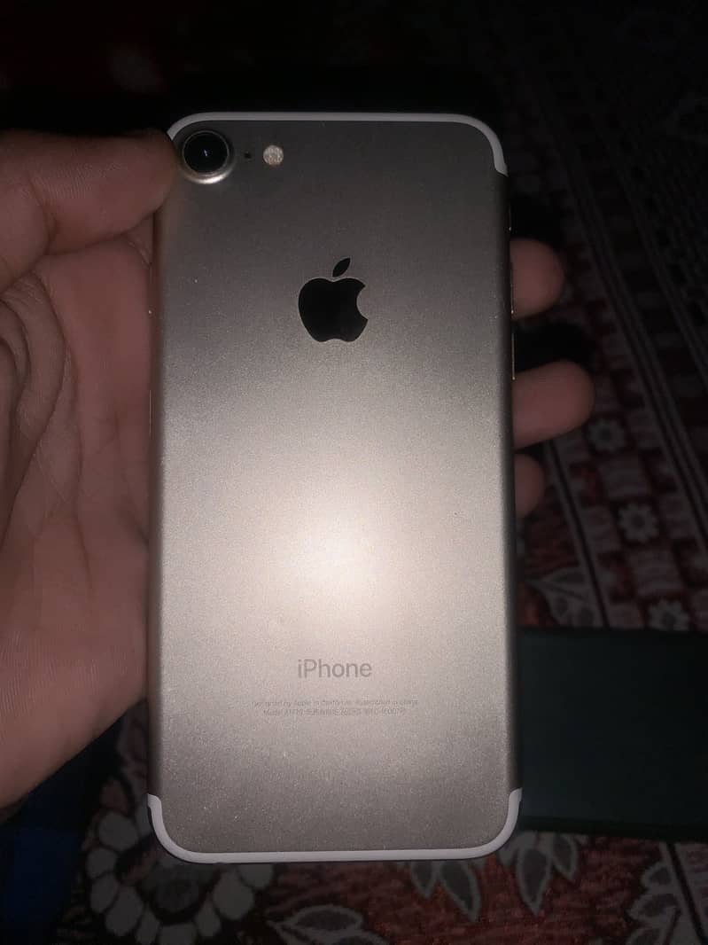 IPHONE 7 0