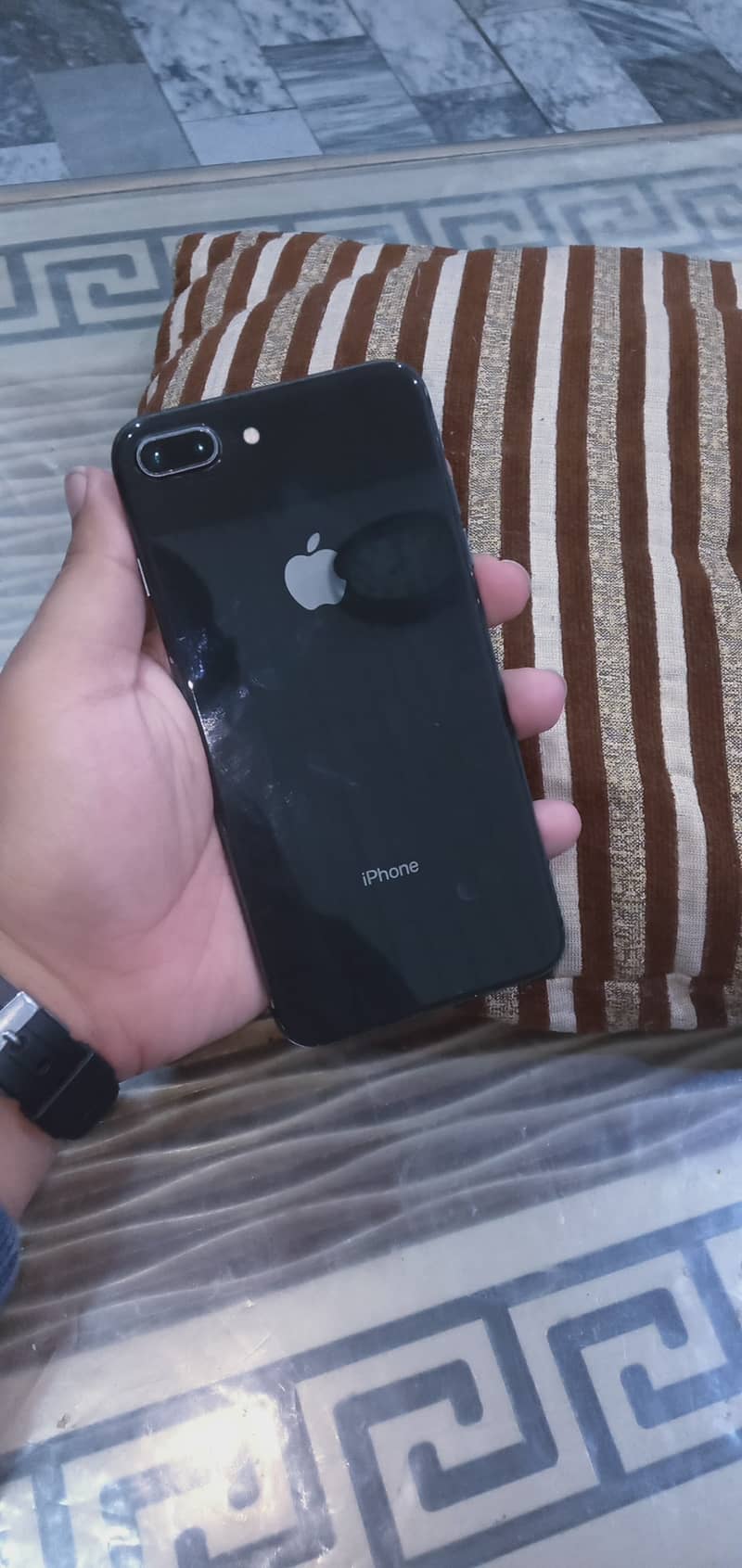 iPhone 8 Plus ( Bypass) 0