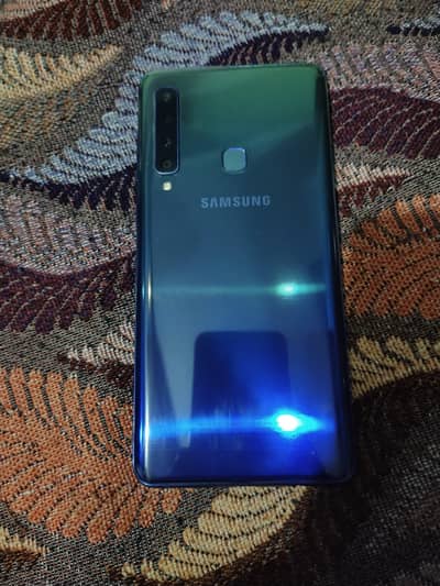 Samsung Galaxy A9 full box touch Tuta Hua Hai baki sab okay hai