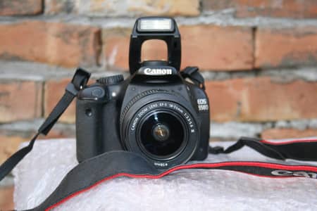 Canon 550D DSLR Camera