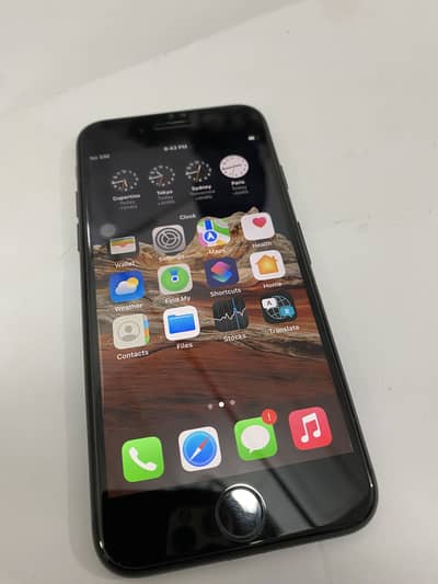Iphone 7 / 128gb black colour