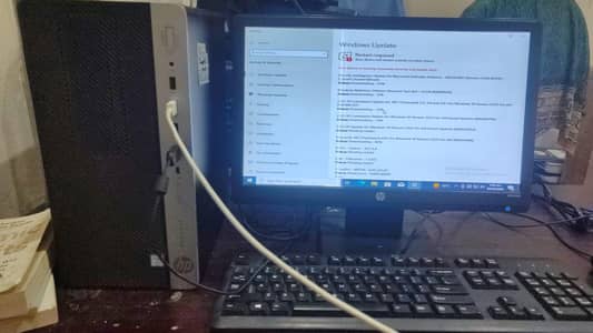hp prodesk 600 g3 i5 7th gen 1TB hard