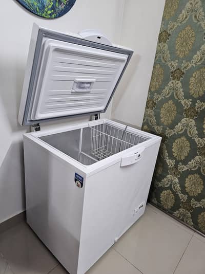 Dawlance Inverter Deepfreezer