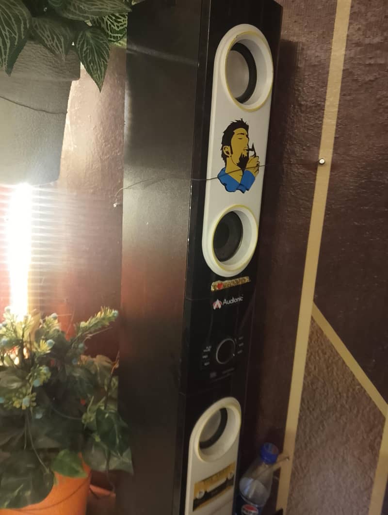 imported Audionic speaker 0