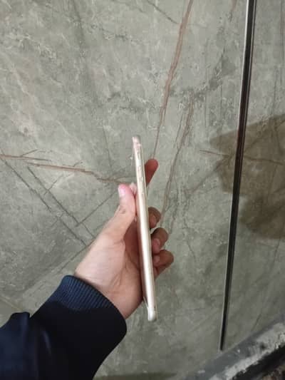 i phone 6s plus pta approved offlicel/ 128gb / 03256570048 sim calls