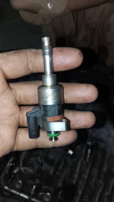 MG HS fuel injector original available