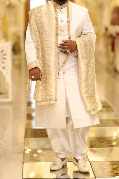 Made to measure beatiful white sharwani Islamabad tailors