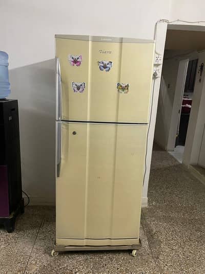 Mitsubushi Fridge Old model