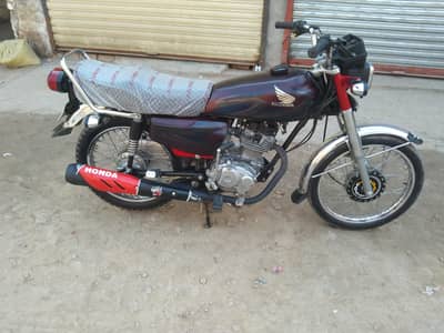 Honda CG 125 22 Model Punjab registered for sale
