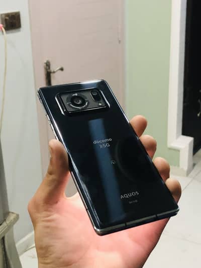 Sharp aquos r6 5g Official Pta 10/10 exchange possible