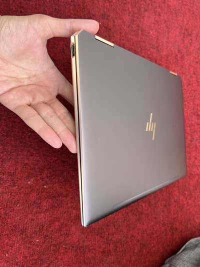 Hp Spectre 13” x360 i7 8th gen