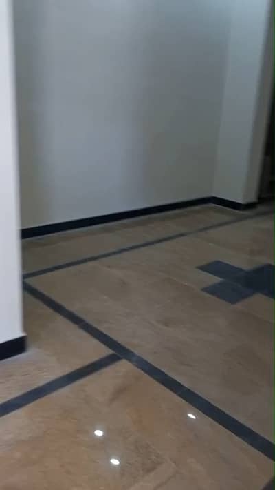 1 Marla Me 2 Shops Available