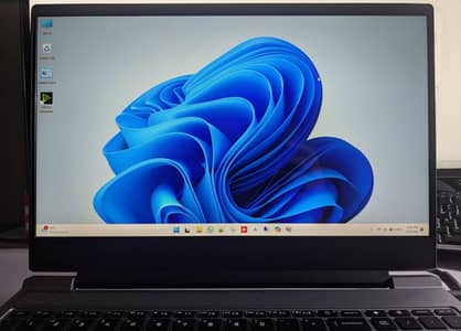 HP Omen Gaming laptop with Rtx4070