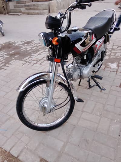 Honda CD 70 urgent sale  phone 03171094568
