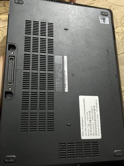 Dell latitude e5470 core i5 6th gen + touch screen