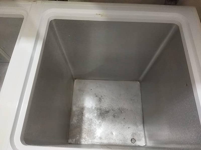 waves refrigerator 1