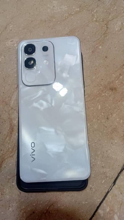 11 month warranty me ha phone new pics ha