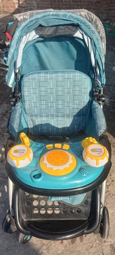 baby pram almost unused