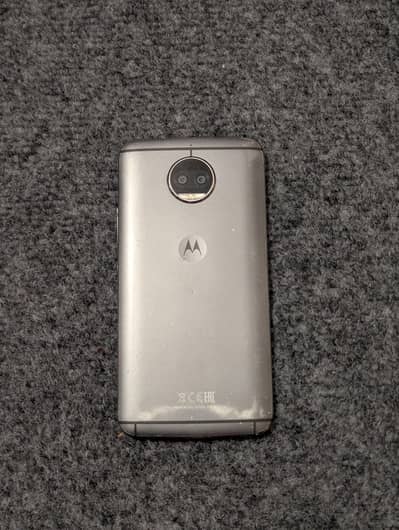 Motorola G5s Plus