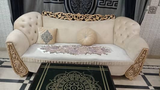 6 Seater Luxury Sofa Set Brand New Condition