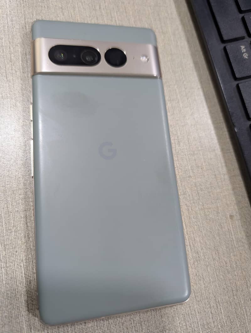 GOOGLE PIXEL 7 PRO 0