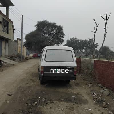 Mazde E2200