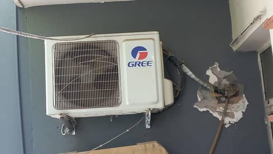 Gree 1.5 ton AC non inverter