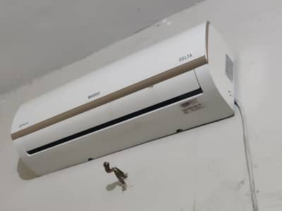 Orient Delta 18 1.5 ton AC