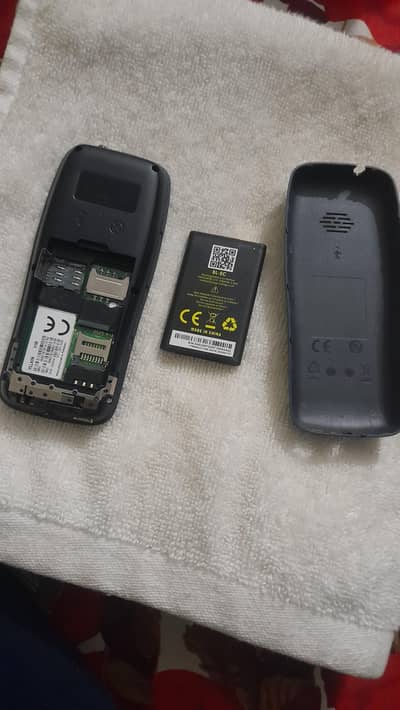 VILLAON Keypad Mobile – Rs 2000