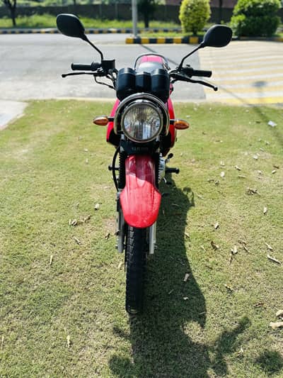 YAMAHA YBR 125G (2013)