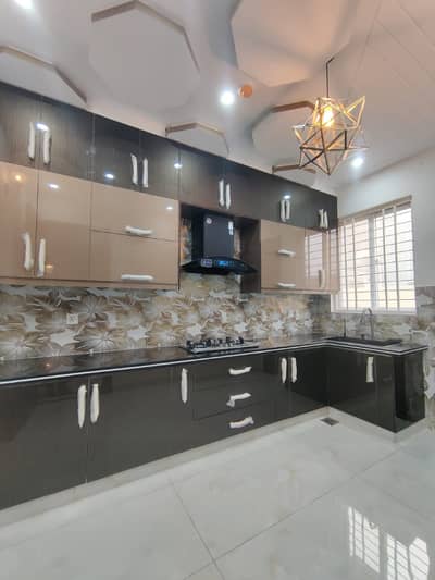 10 Marla Designer House For Sale In Bahria Town Phase 8 Rawalpindi