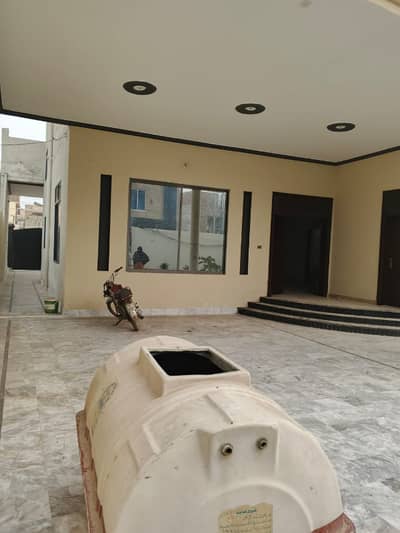 1 kanal house for rent in nagana Chowk multan