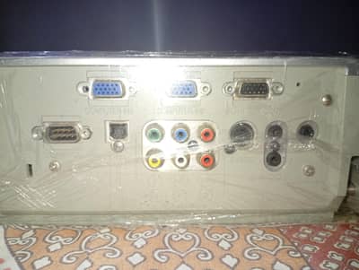 Multimedia Projector Urgent Sale