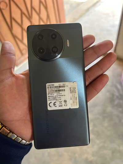 Techno spark 20 pro plus available with original charger and box
