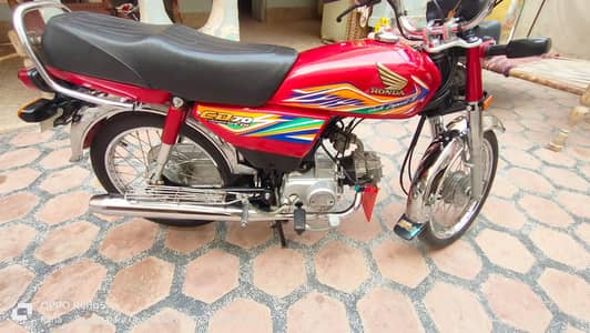 Honda bike 70 cc urgent for sale model 2020 WhatsApp 03279526967