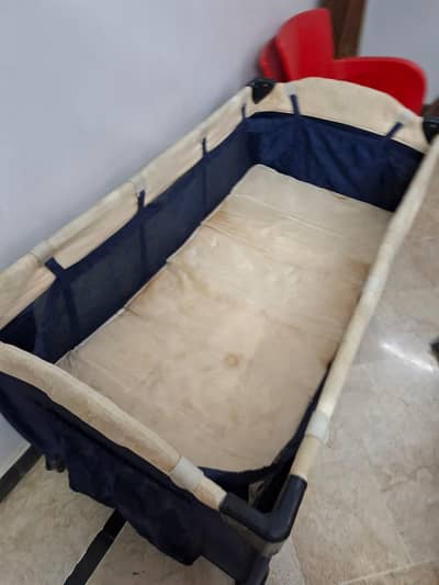 Baby pram with playing pan