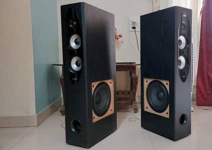 F&D T60  fenda Tower Bluetooth speakers