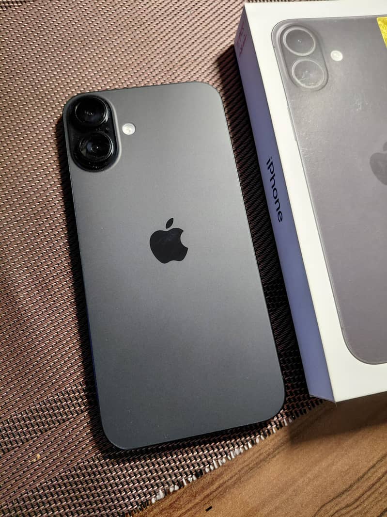 Apple iPhone 16 Plus 1