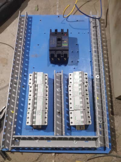 whyProfessional Electrician Available