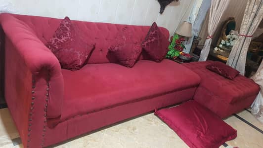 L shaped sofa 1 year used in good condition