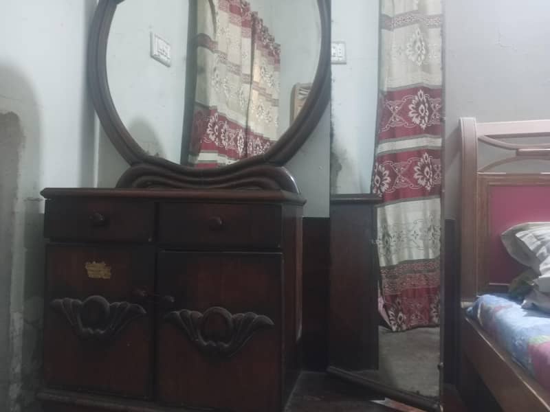 Dressing Table 1