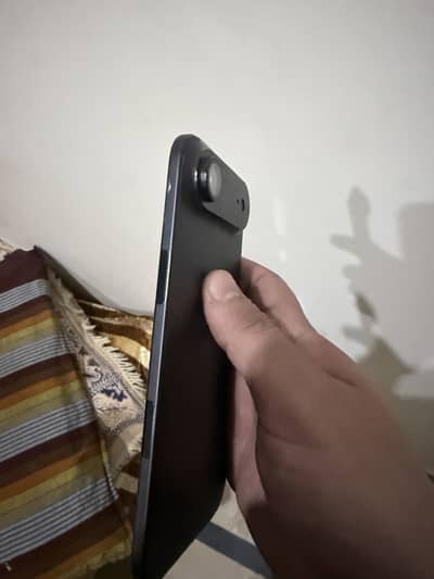 battery health 100 condition 10/10 storage 256